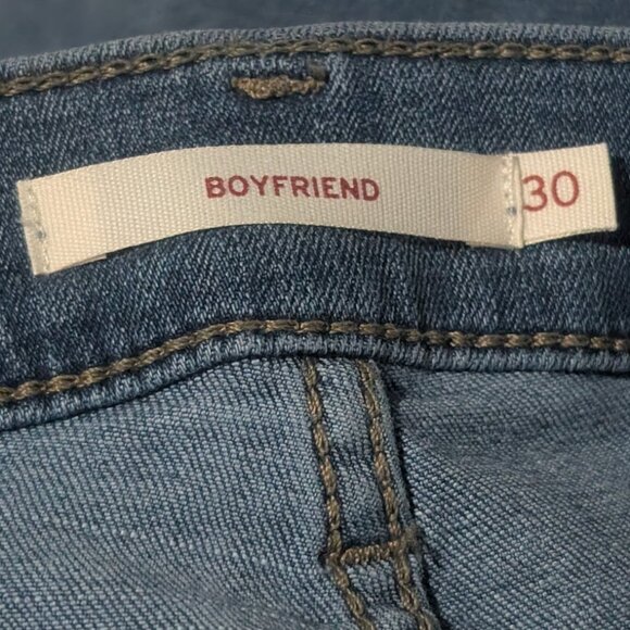 Levi's | Boyfriend Mid-Rise Jeans In Lapis Gem Medium Wash - Picture 5 of 12